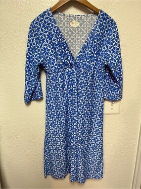 Spunk Wear Dress Womens Size Medium Floral  Pattern Elastic Waist Stretch V Neck